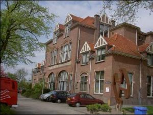 De voormalige School en internaat voor Schipperskinderen